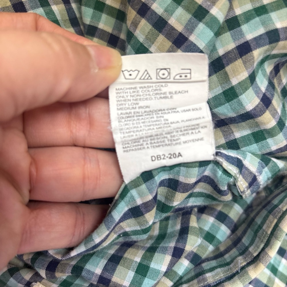 Wrangler Blue and White Casual Button Down Shirt with Classic Plaid - Picture 8 of 8